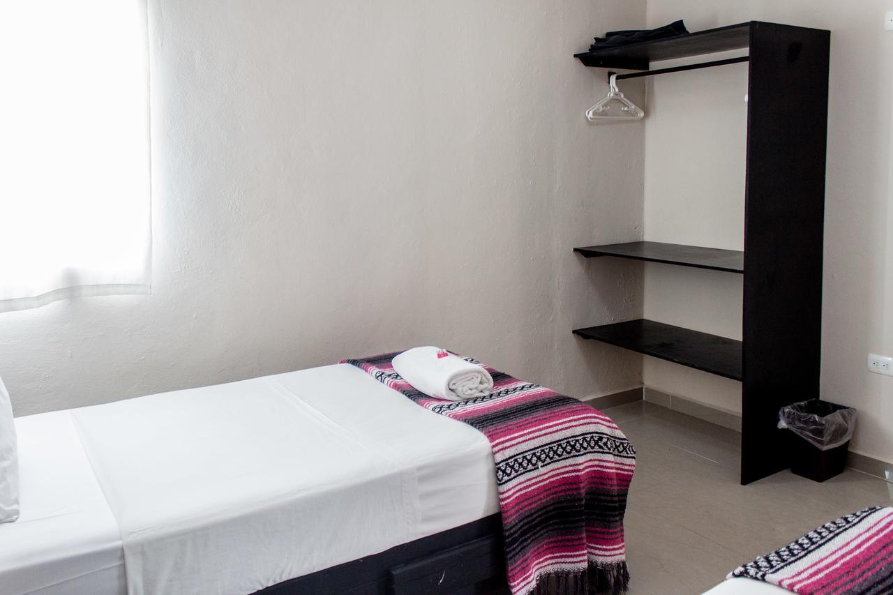 Whyz 4 You Private Rooms Puerto Morelos Exterior photo